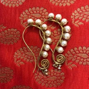 Pearl earring gold tone - handmade